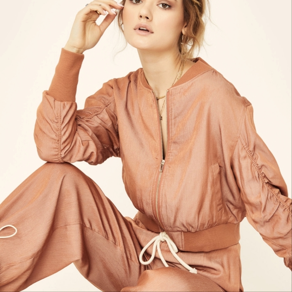 ZYA EARTH HORIZON Soft Shell BOMBER JACKET Soft Pink